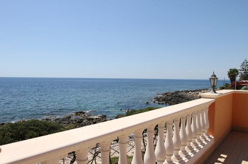 Seaside Villa in Fontane Bianche | Syracuse | Sicily