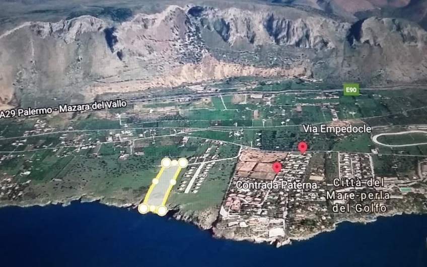 Land 22262 m2 | By the sea in Palermo | Terrasini